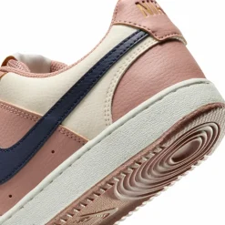 Nike · Court Vision