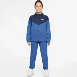 Nike · DF