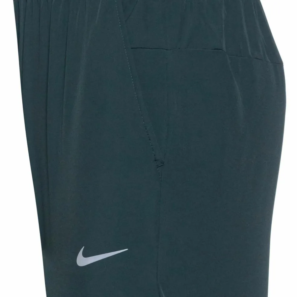 Nike · DF