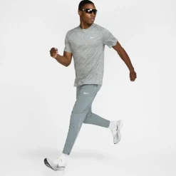 Nike · DFADV STRIDE