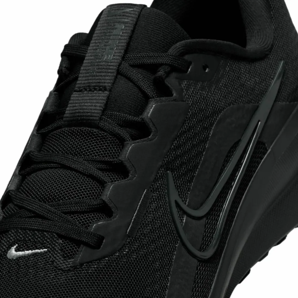 Nike · DOWNSHIFTER 13