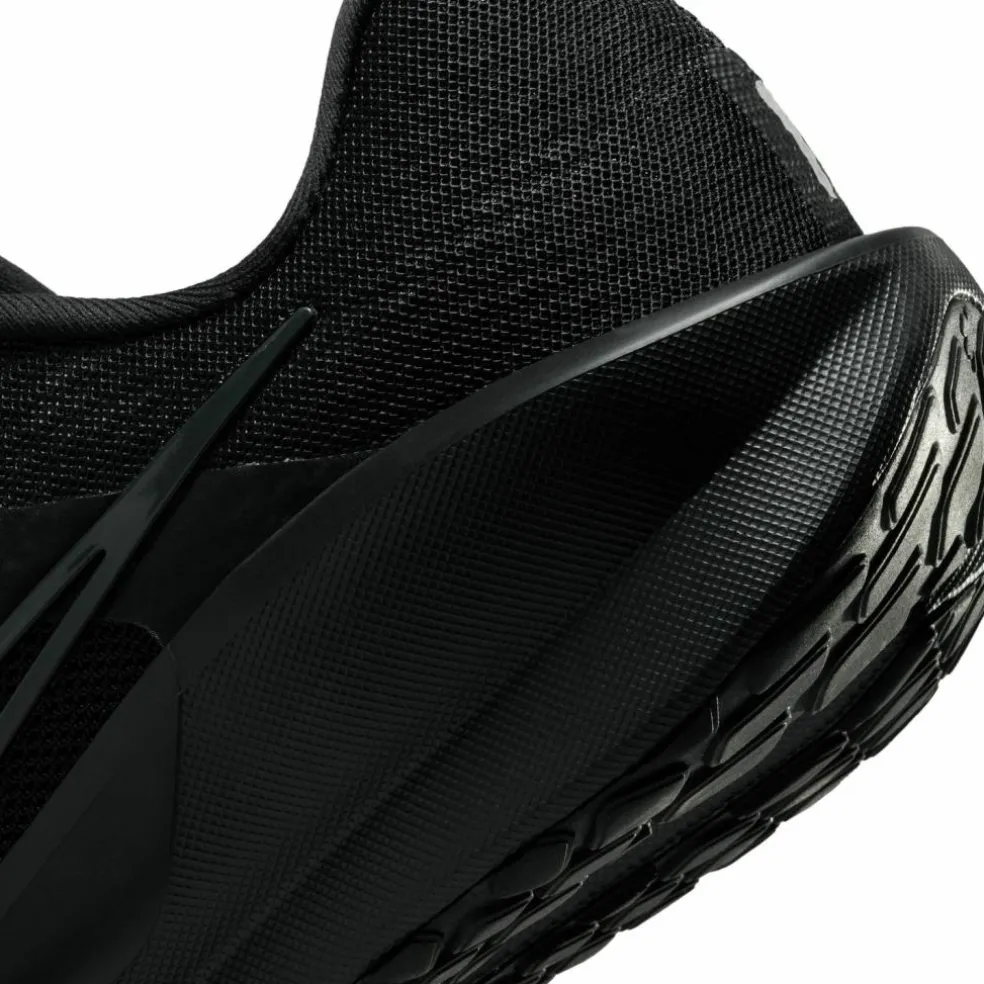 Nike · DOWNSHIFTER 13
