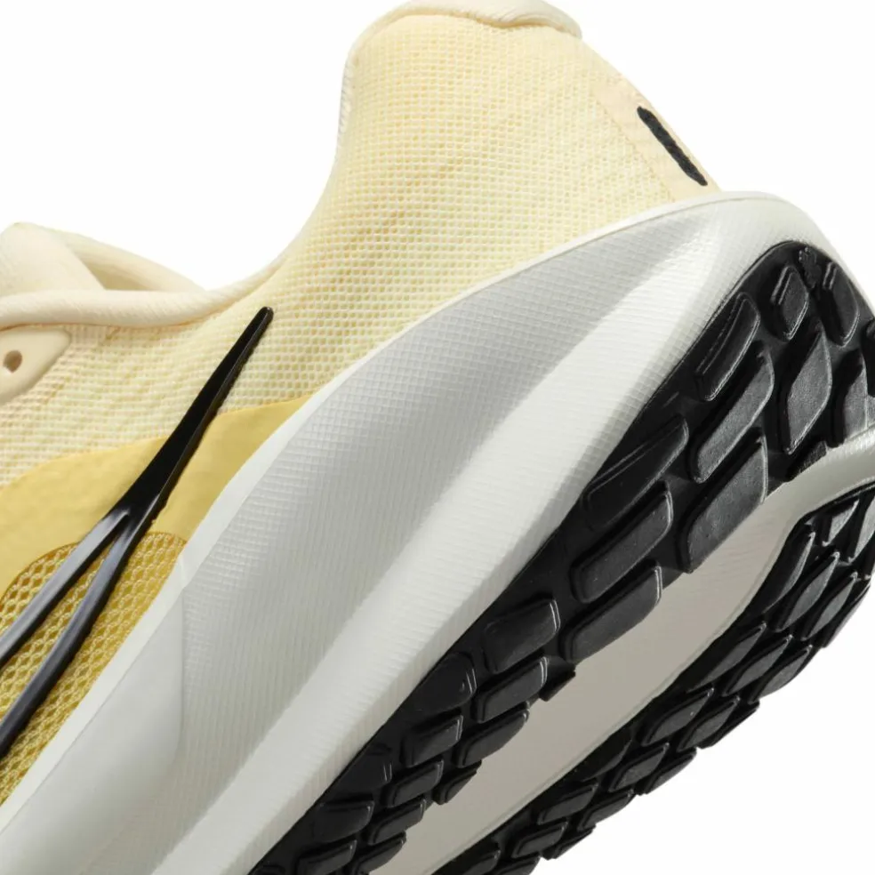 Nike · DOWNSHIFTER 13