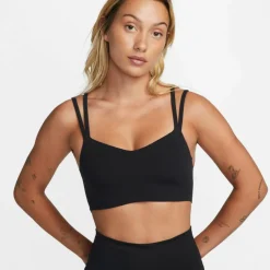 Nike · DRI-FIT ALATE TRACE