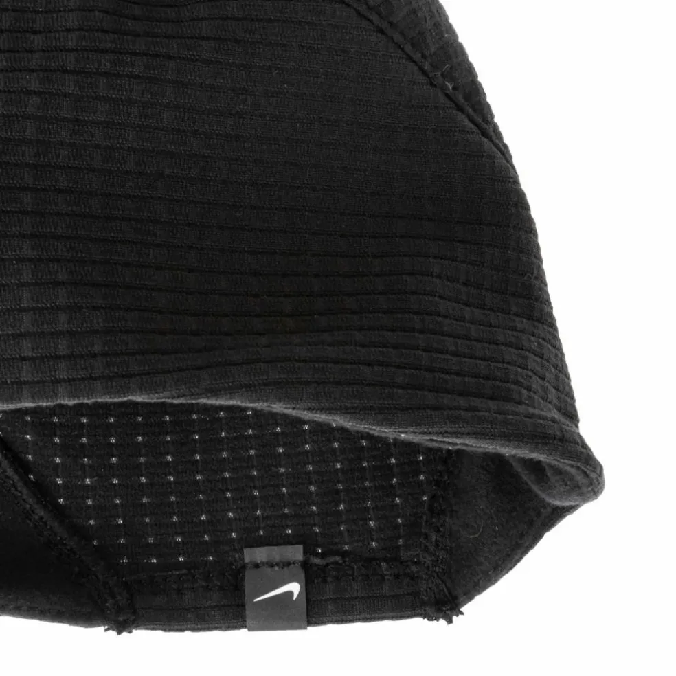 Nike · Essential