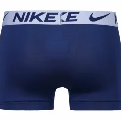 Nike · Essential Micro