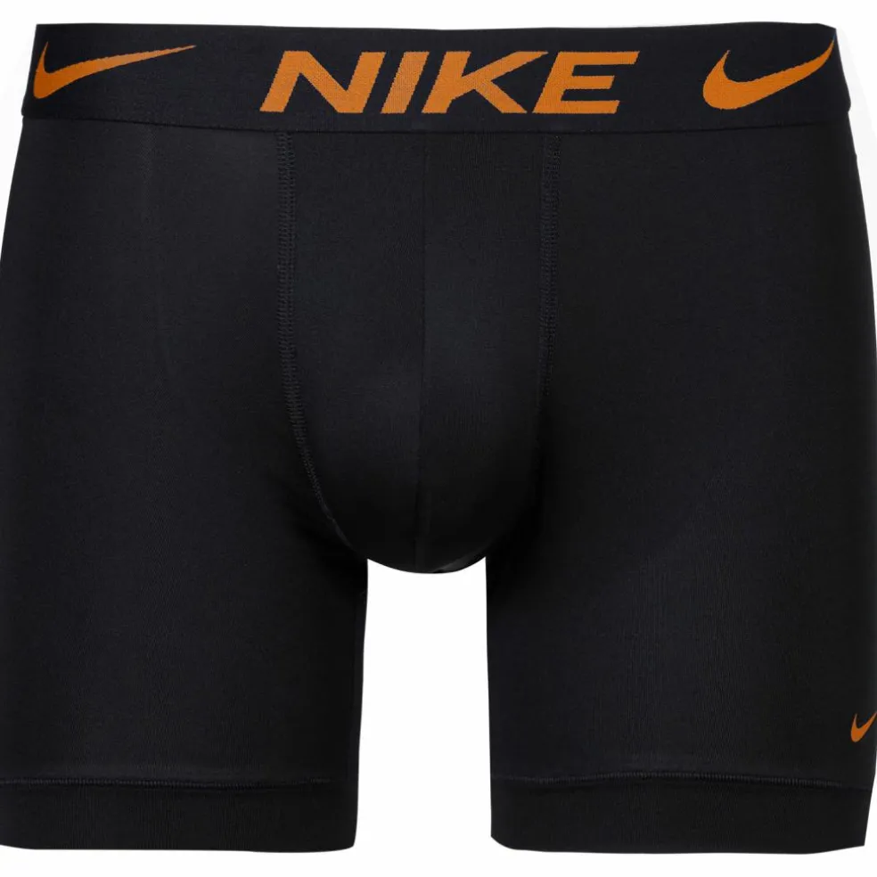 Nike · ESSENTIAL MICRO
