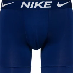 Nike · ESSENTIAL MICRO