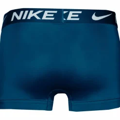 Nike · Essential Micro