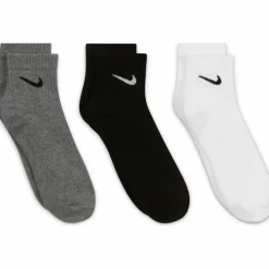 Nike · EVERYDAY