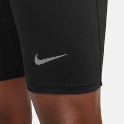 Nike · Fast