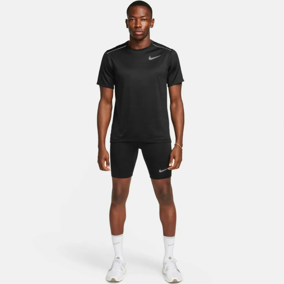 Nike · Fast