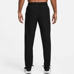 Nike · FORM