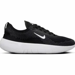 Nike · Free RN