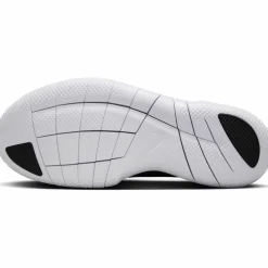 Nike · Free RN