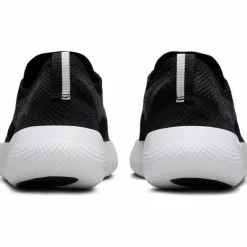 Nike · Free RN