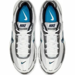 Nike · Initiator