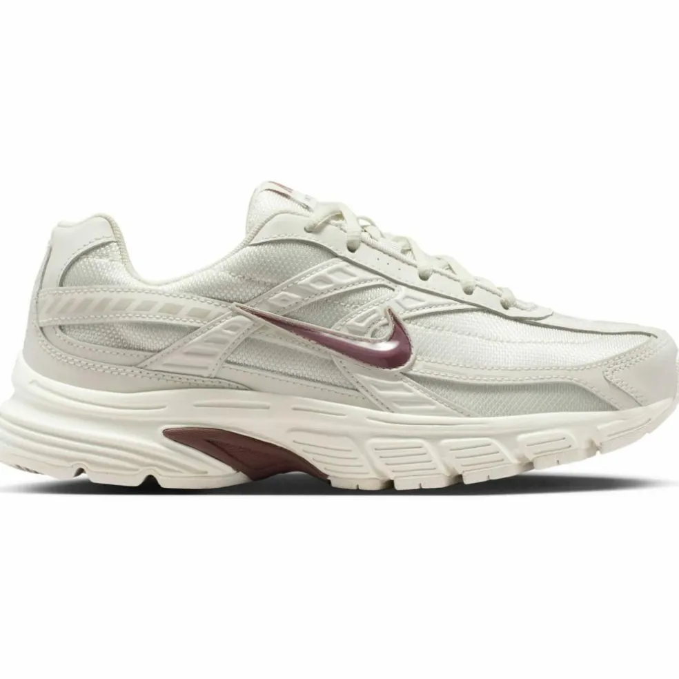 Nike · INITIATOR