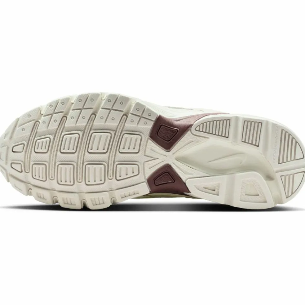 Nike · INITIATOR