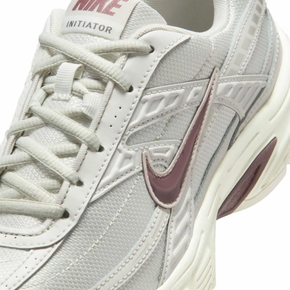 Nike · INITIATOR