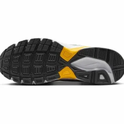 Nike · Initiator