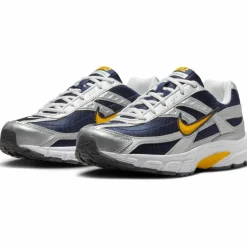 Nike · Initiator