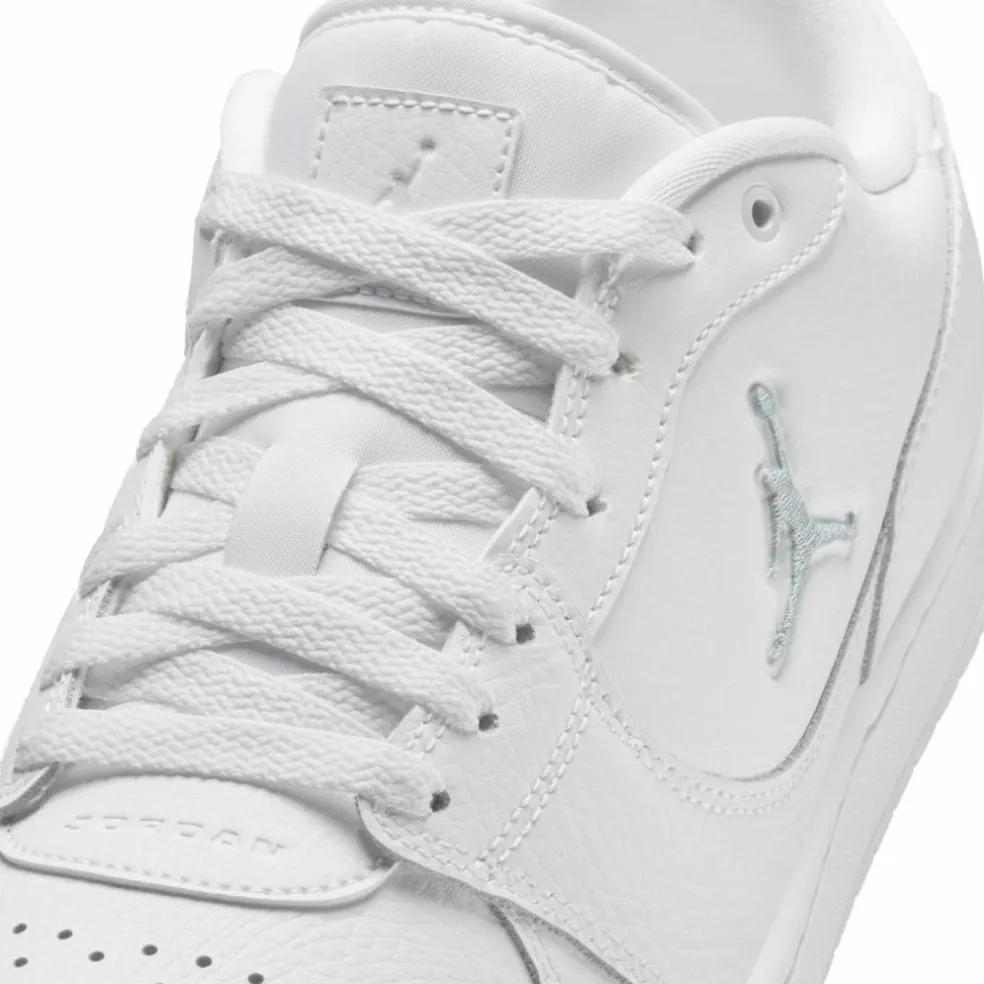 Nike · JORDAN COURT CONNECT