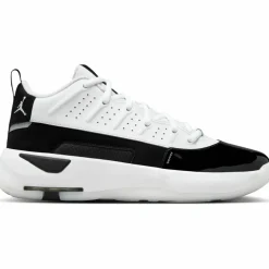 Nike · JORDAN MAX AURA 7