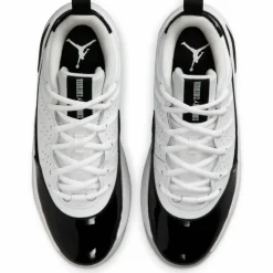 Nike · JORDAN MAX AURA 7