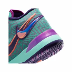 Nike · LeBron NXXT Genisus Weiß