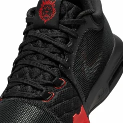 Nike · LEBRON WITNESS VIII