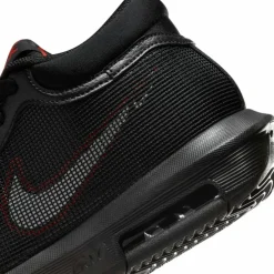 Nike · LEBRON WITNESS VIII