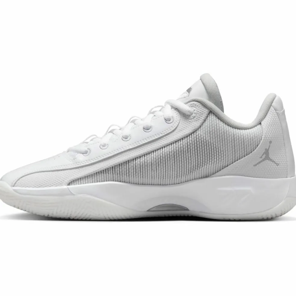 Nike · LUKA .77