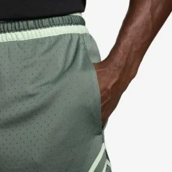 Nike · M J DF SPRT DMND SHORT