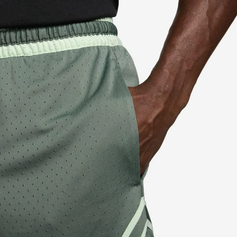 Nike · M J DF SPRT DMND SHORT