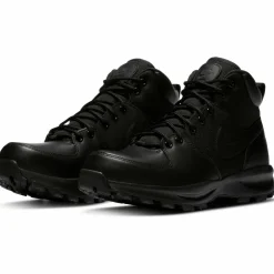 Nike · MANOA