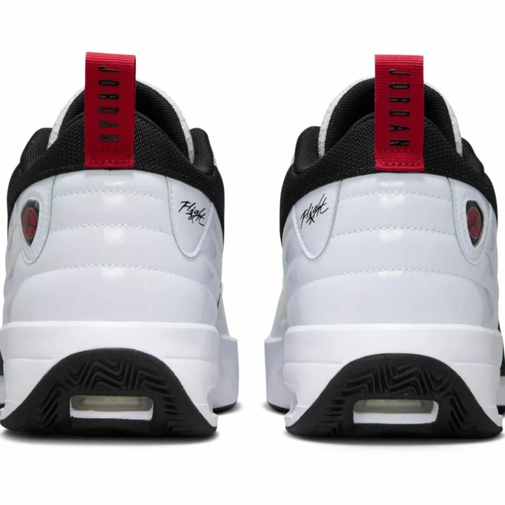 Nike · MAX AURA 6
