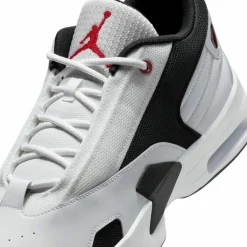 Nike · MAX AURA 6