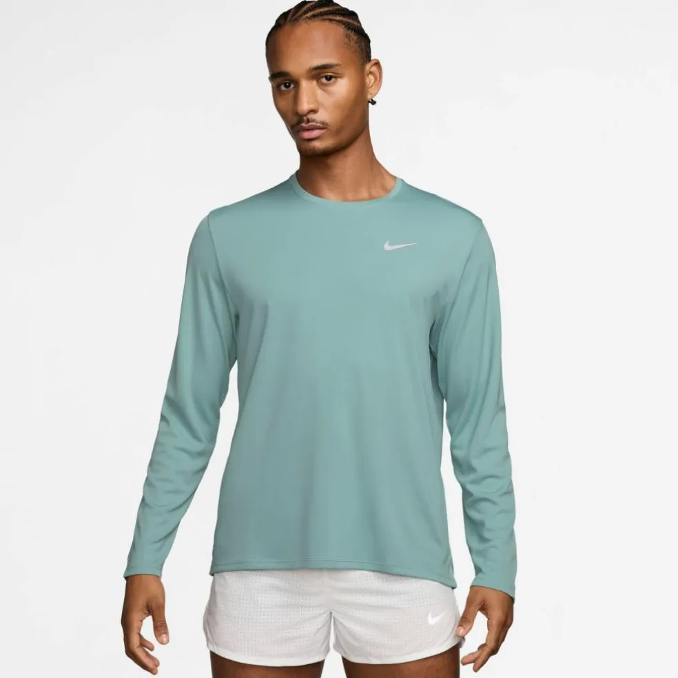 Nike · MILER