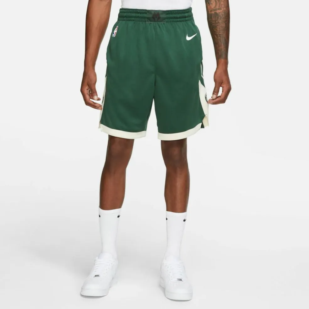 Nike · MILWAUKEE BUCKS