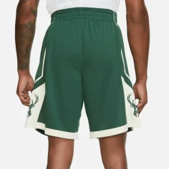 Nike · MILWAUKEE BUCKS