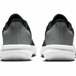 Nike · NIKE PRECISION VII