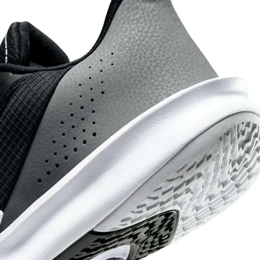 Nike · NIKE PRECISION VII