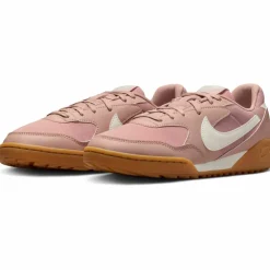 Nike · NIKE TERRA MANTA