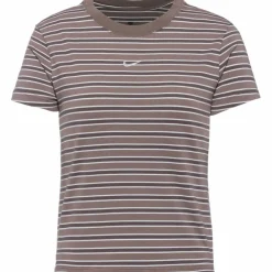 Nike · NSW