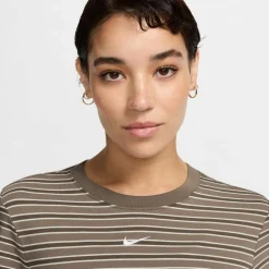 Nike · NSW