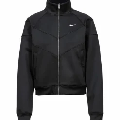Nike · NSW