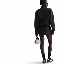 Nike · NSW