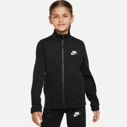Nike · NSW