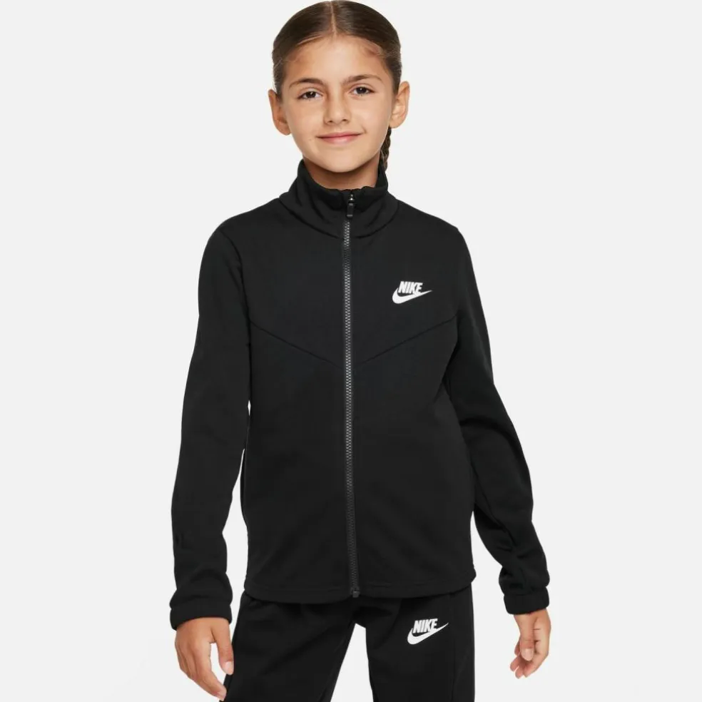 Nike · NSW